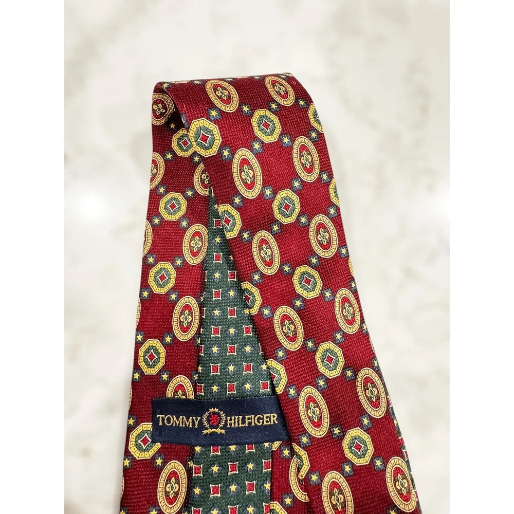 Business Formal Tommy Hilfiger‎ Men Burgundy Geometric Silk Tie Vintage Office